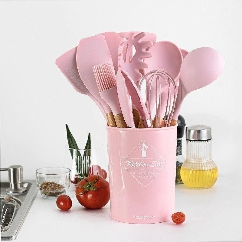 Kit Utensílios de Cozinha 12 Peças Silicone Antiaderente com Cabo de Madeira + Suporte Organizador